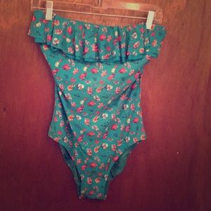 Ruffle top vintage one piece